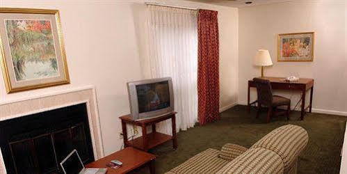 Huntsville Hotel & Suites Luaran gambar